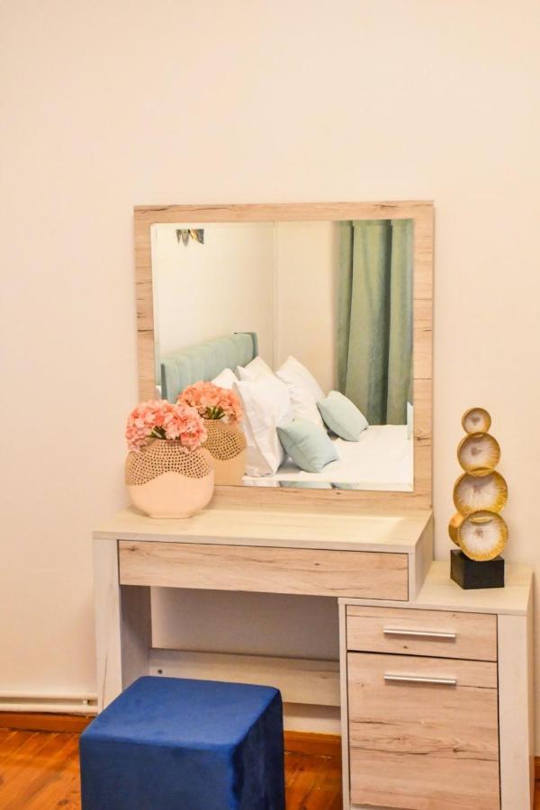 Aqua Mare Luxury Apartments อัมฟิโลคิอา ภายนอก รูปภาพ